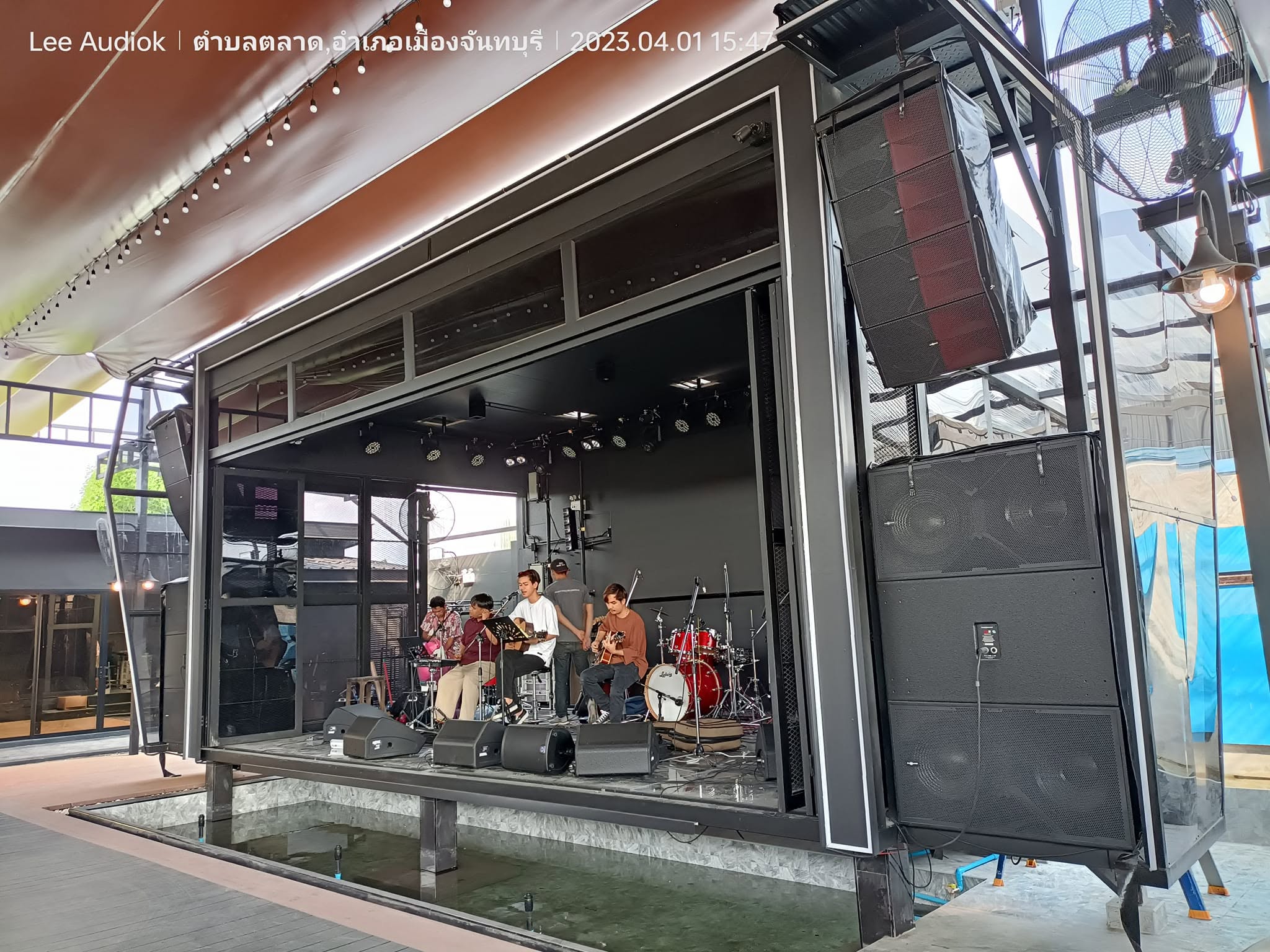 25 Bar & Bitro - ภาพหลักโครงการ