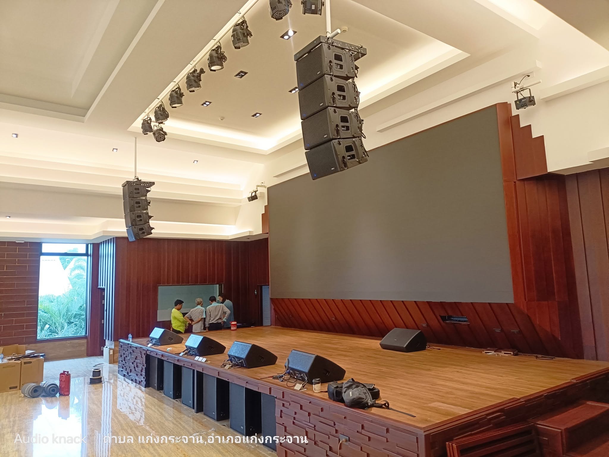 Together Resort Kaengkrachan - มุมมองเพิ่มเติม 2